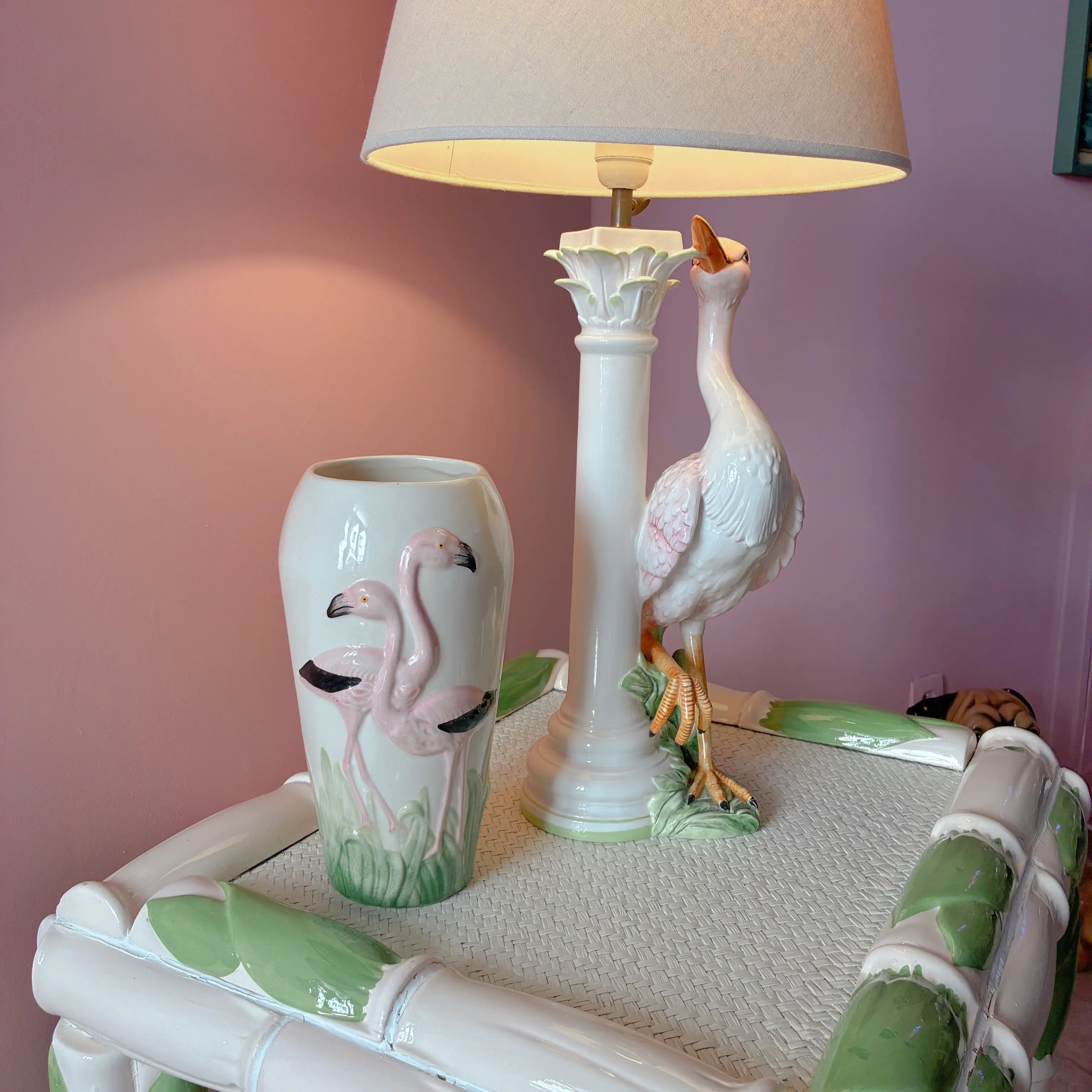 Vase vintage flamant rose des années 80 en céramique
