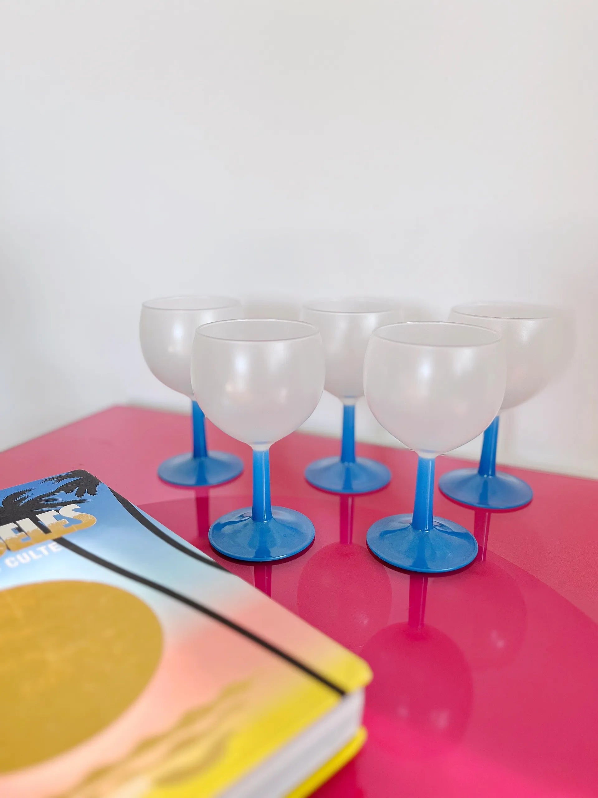 Verres à vin pieds bleus made in France 🇫🇷 - Club Barbara