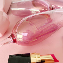 Charger l&#39;image dans la galerie, Flûtes à champagne roses iridescentes
