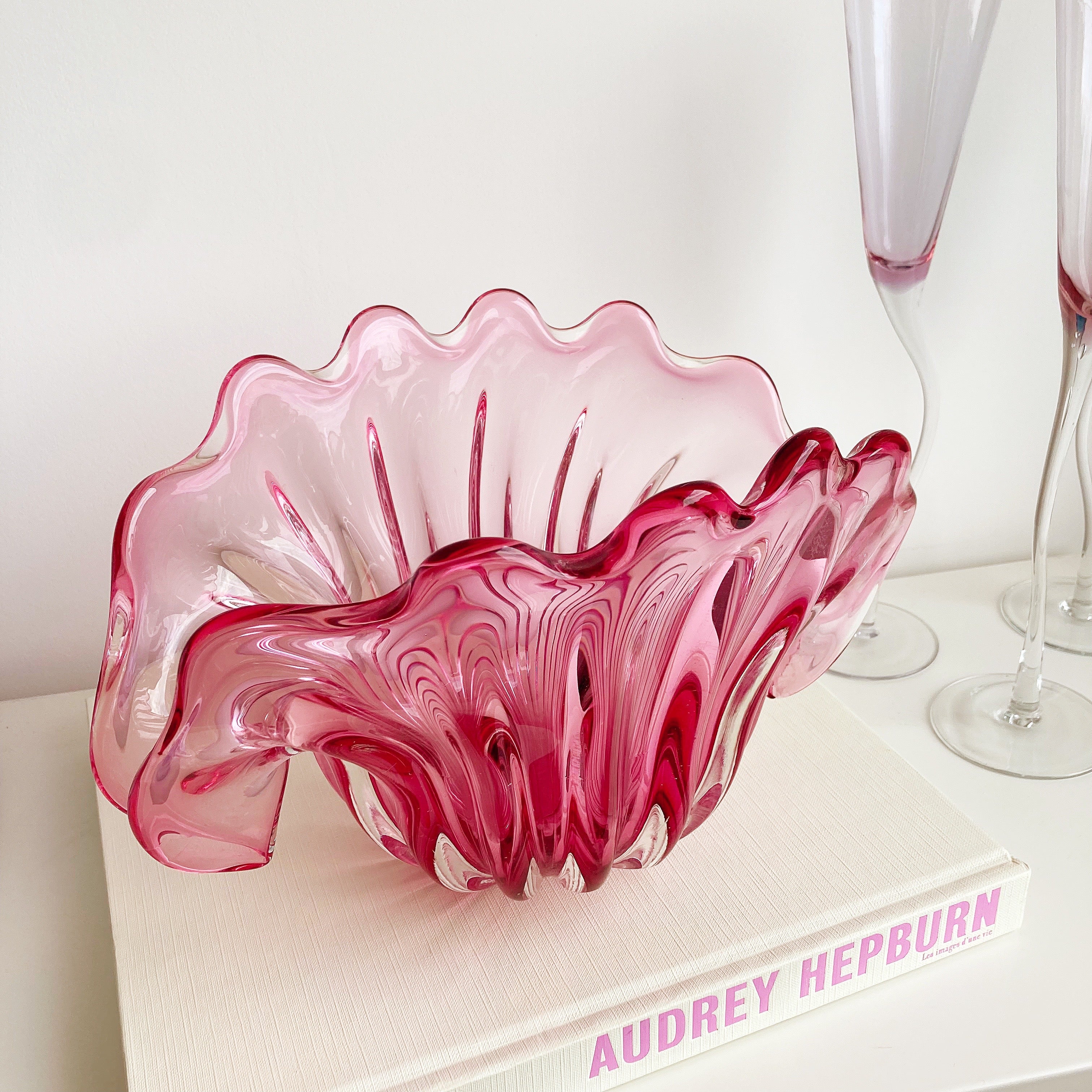 coupe vase coquillage en verre soufflé rose style Murano