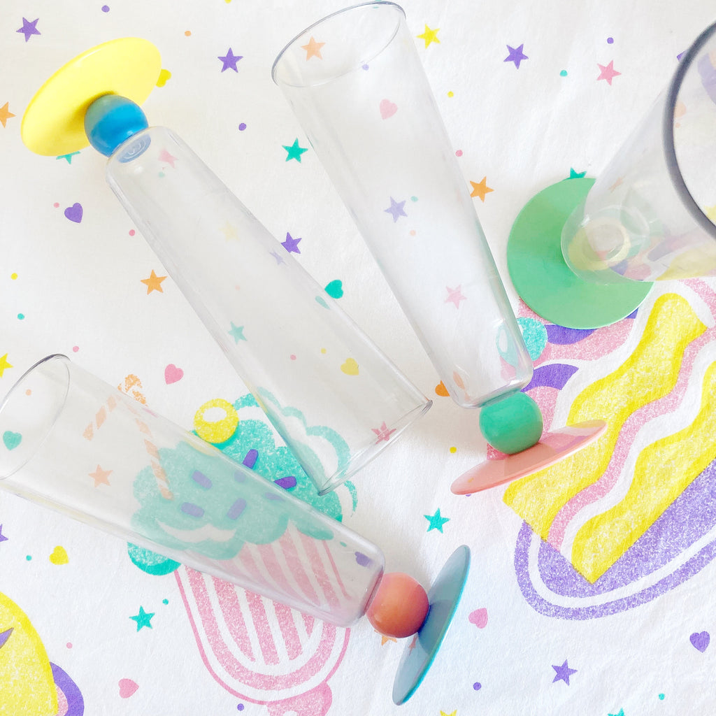 coupes déco années 80 pastel