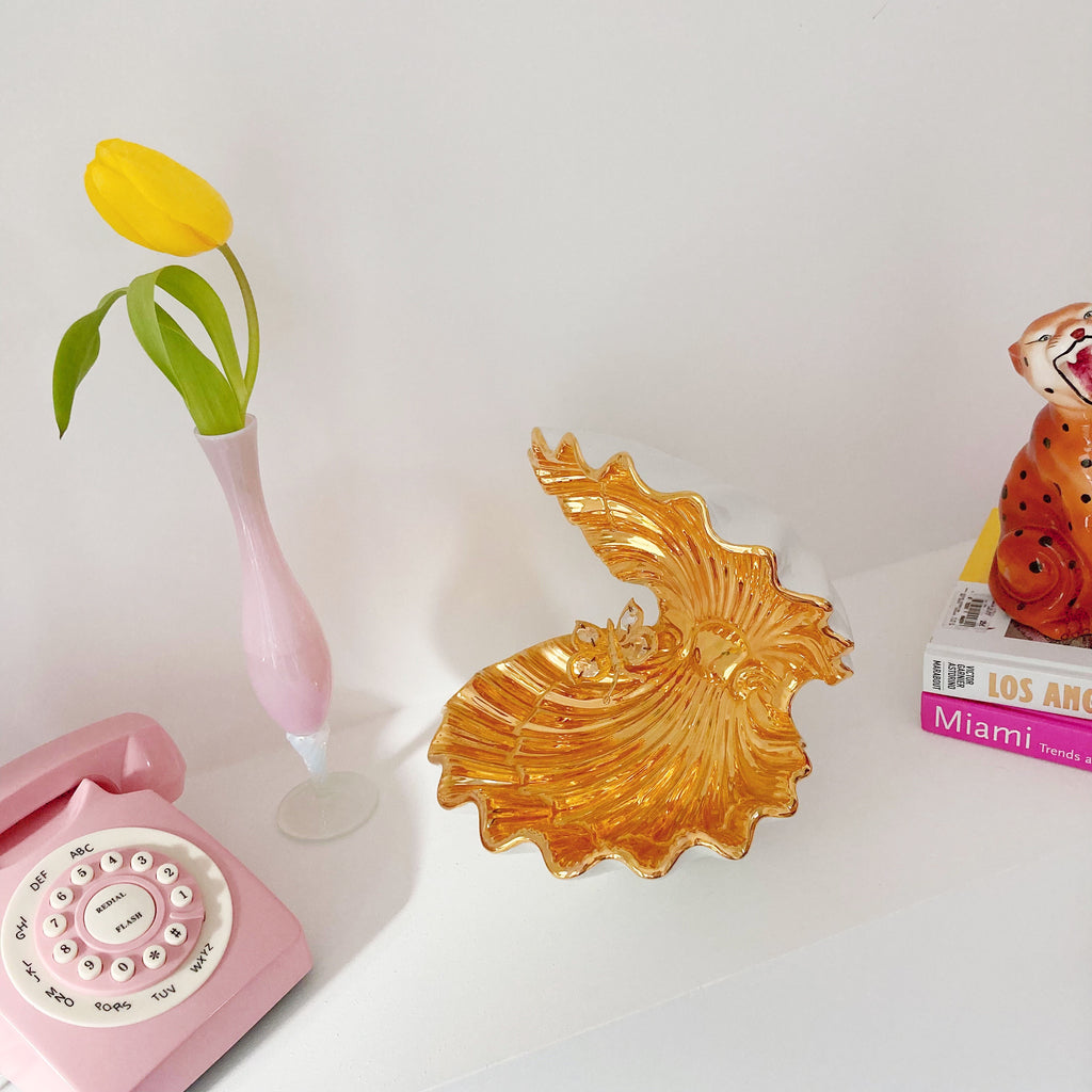 Grande coupe coquillage en céramique blanche