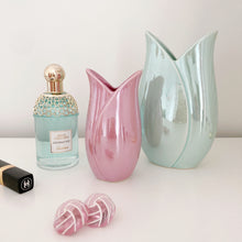 Load image into Gallery viewer, vase coquillage pastel vintage
