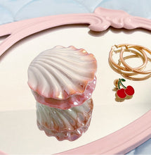 Load image into Gallery viewer, Vintage Seashell Jewelry Box
