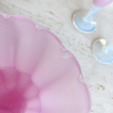 Charger l&#39;image dans la galerie, Vase rose corolle
